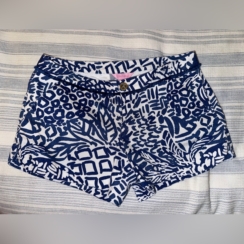 Lilly Pulitzer Sale! Shorts Size 4